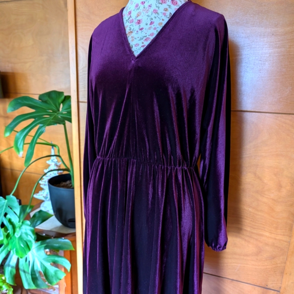 London Times Violet Velvet Long Sleeved Dress - Size L